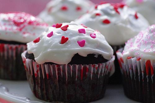 Basic Vanilla Frosting. Photo by Redsie