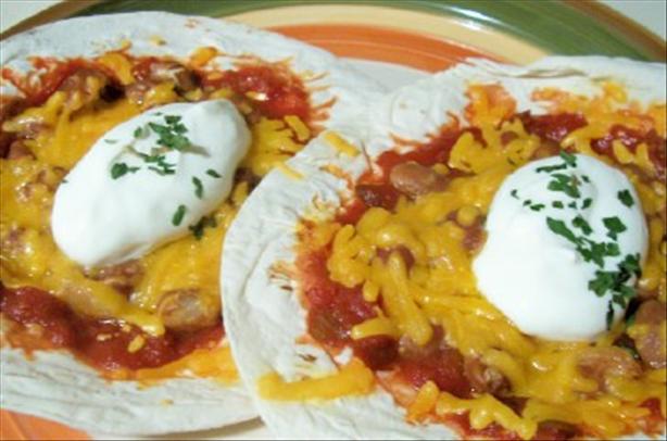 Quickie Mexican Pizza for One. Photo by lauralie41
