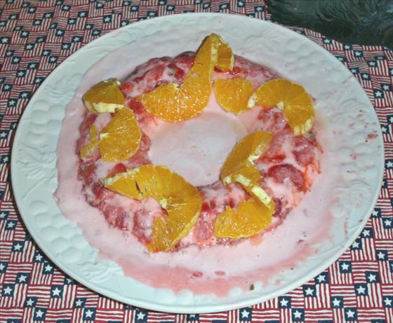 Bavarian Strawberry Cream. Photo by Chabear01