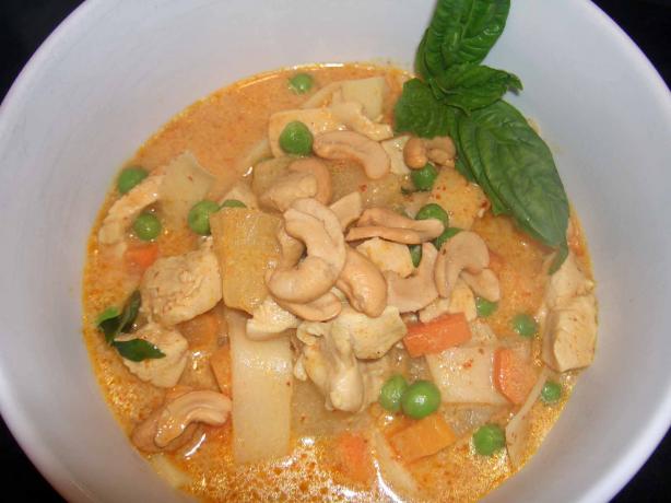 Yellow Chicken Curry. Photo by mersaydees