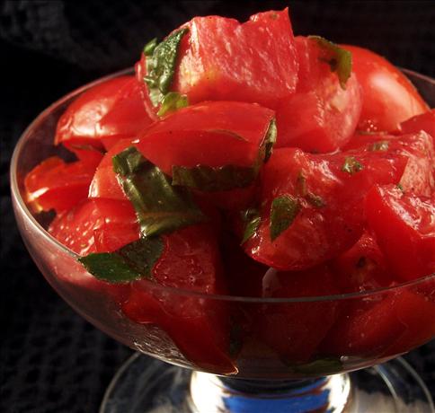 Tomato Salad ( Insalata Pomodoro). Photo by PaulaG