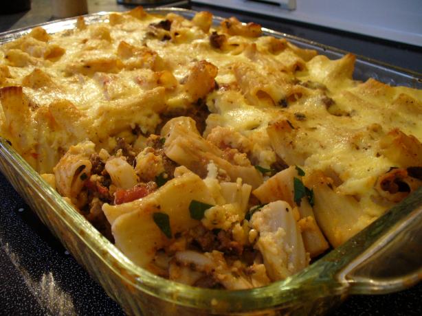 Meat and Macaroni Pie - Pastitsio. Photo by IngridH
