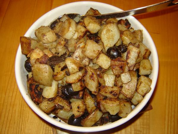 Aussie Eastern-Styled Potatoes. Photo by MA HIKER