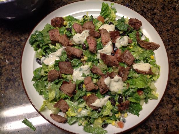 Healthy Lite Steak Salad. Photo by cmwigg