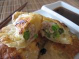 Chinese Steamed Dumplings with Dipping Sauce