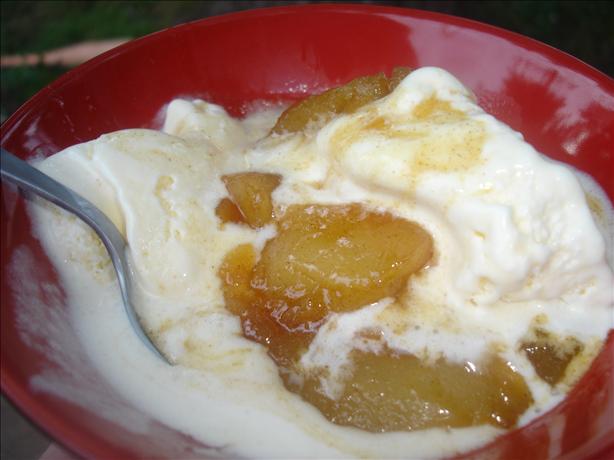Pear Sundaes. Photo by TnuSami