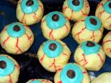 Halloween Eyeball Cookies. Photo by Cabnolen