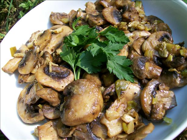 Easy Lemony and Garlicky Mushrooms. Photo by Sharon123