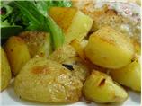 Roasted Potatoes With Garlic and Rosemary