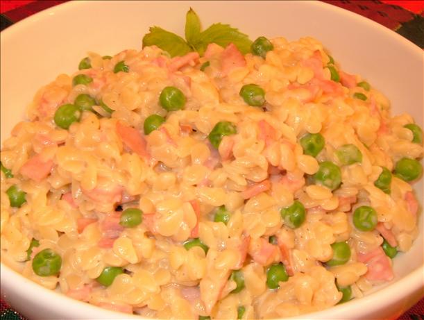 Creamy Orzo With Ham and Peas. Photo by PanNan