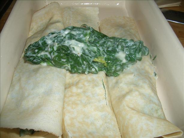 Pancakes (Crepes) Filled With Spinach (Filling Only). Photo by chia