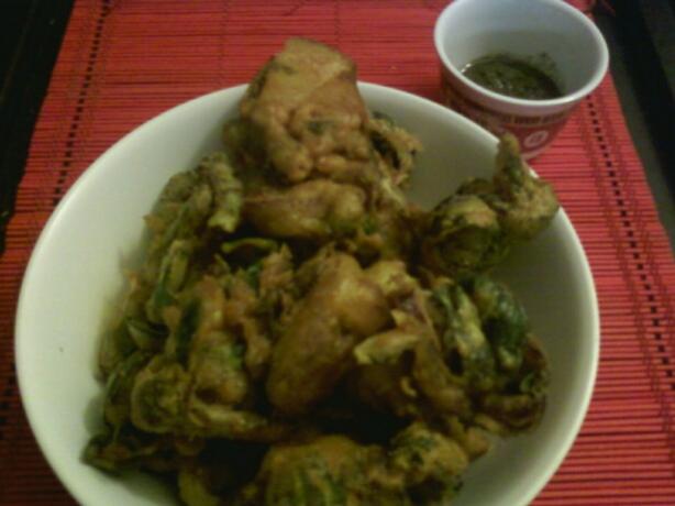 Vegetable Pakora. Photo by pinkocommie
