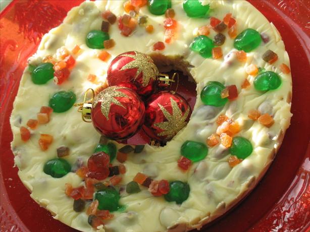Five Minute White Chocolate Fudge With Pistachio and Cranberries. Photo by Redsie