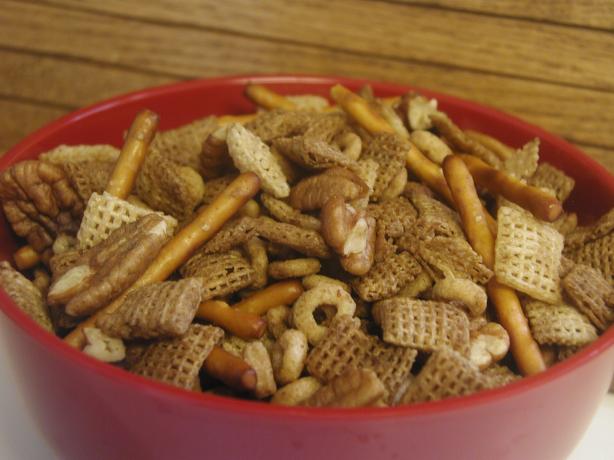Crock Pot Party Mix 3. Photo by mailbelle