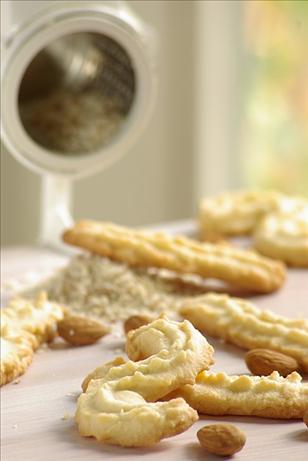 Mandelspritzgeb&auml;ck (German Christmas Almond Cookies). Photo by Thorsten