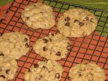 Vegan Chocolate Chip Oatmeal Nut Cookies. Photo by Shannon Holmes