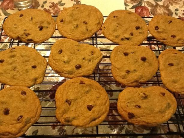 Tate's Bake Shop Chocolate Chip Cookies. Photo by xpert8itch