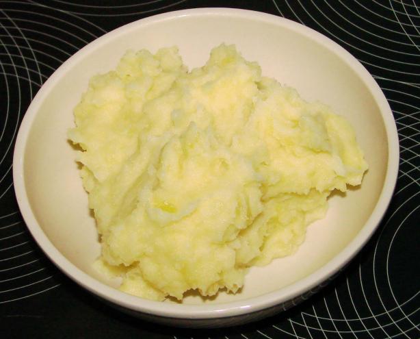 Microwave Mashed Potatoes. Photo by Boomette