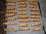 Cranberry and Almond Biscotti With White Chocolate Drizzle
