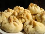 Chinese Barbecued Pork Bun (Cha Siu Bow)