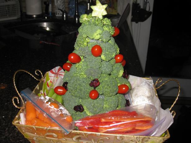 Christmas Tree Edible Centerpiece. Photo by Mullingal