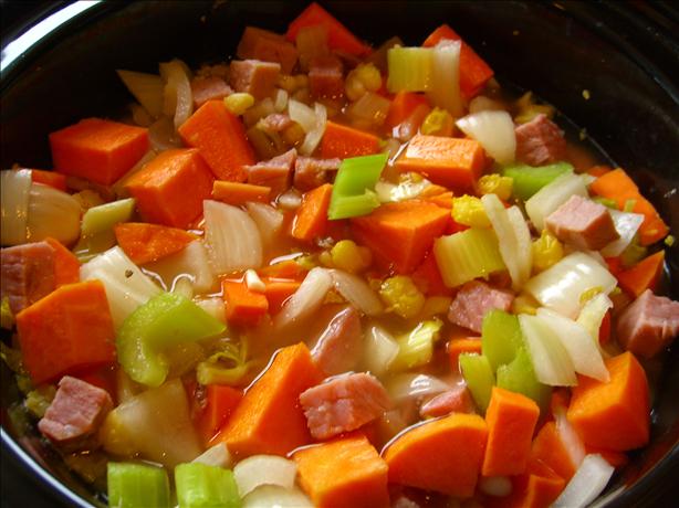 Creamy Corn-Potato-Ham Chowder (Crock Pot). Photo by tanamarn