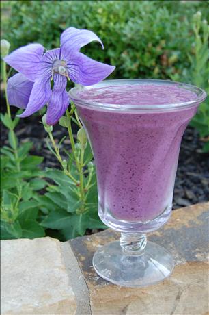 Blueberry Smoothie. Photo by Juenessa
