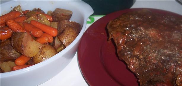 Zesty Slow Cooker Italian Pot Roast. Photo by looneytunesfan
