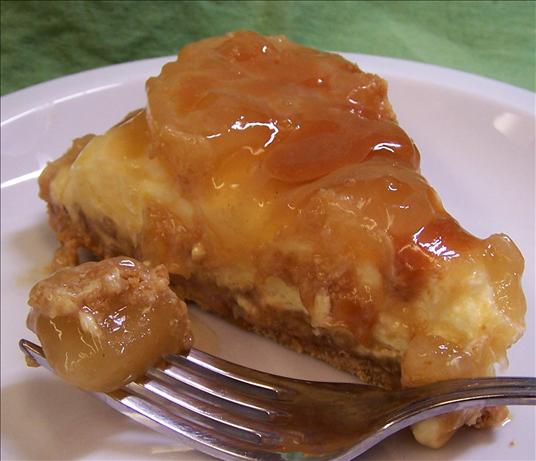 Apple Caramel Sundae Tart. Photo by PaulaG