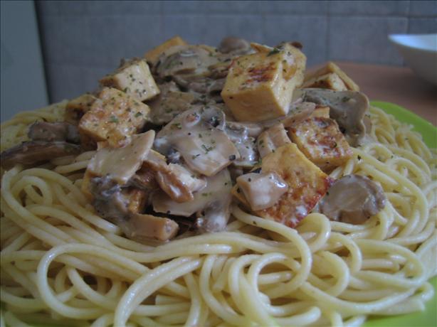 Mushroom Tofu Stroganoff. Photo by Elodie