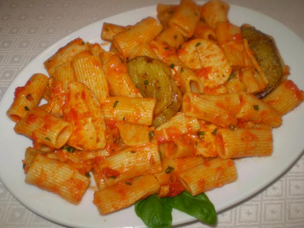 Buca Di Beppo Rigatoni Positano (Copycat). Photo by TasteTester