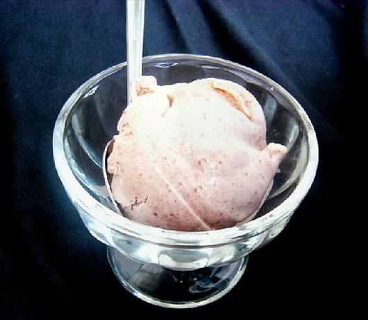 Red Bean Ice Cream (Azuki Ice Cream). Photo by tunasushi