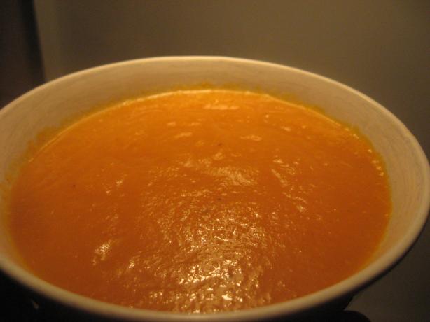 Carrot Soup with Ginger and Lemon. Photo by day-hee
