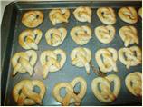 Fast Soft Doughy Pretzels