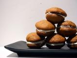 Pumpkin Whoopie Pies With Cream Cheese Filling