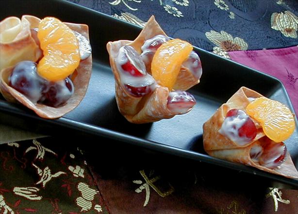 Wonton Fruit Cups. Photo by ms_bold