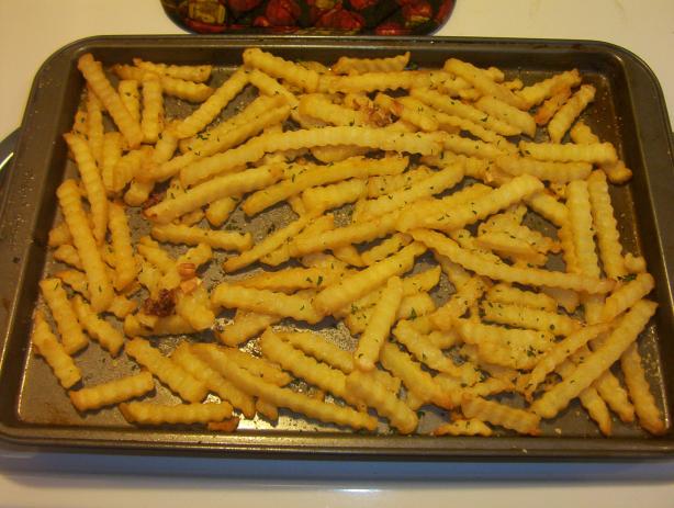 Garlicky French Fries. Photo by DarksLight
