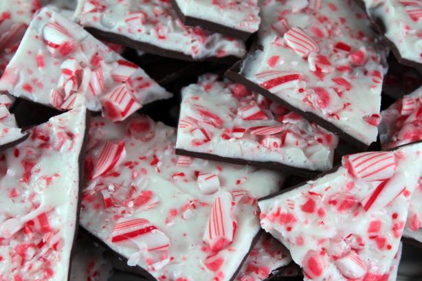 Peppermint Candy Cane Bark. Photo by SashasMommy