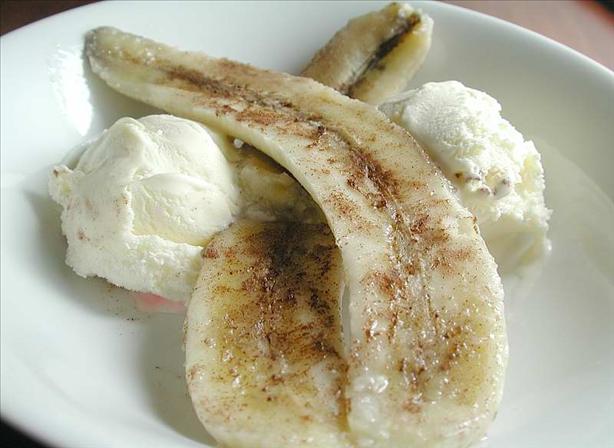 Grilled Bananas. Photo by Chef floWer