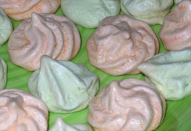 Lime Meringue Kisses Cookie Recipe. Photo by justcallmetoni