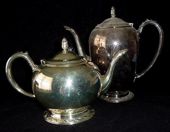 Cleaning Silver. Photo by Marg (CaymanDesigns)