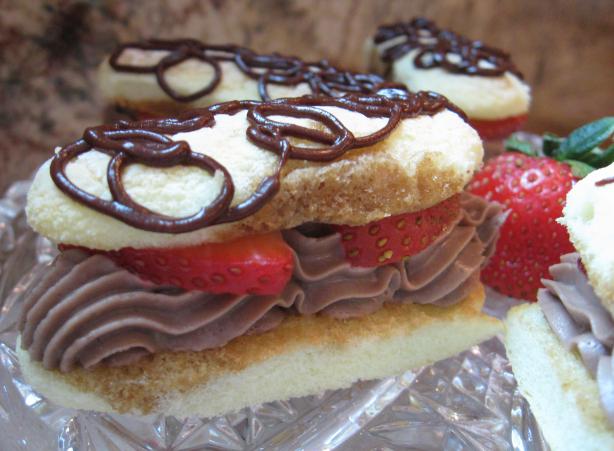 Mini Tiramisu Eclairs. Photo by Kathy at Food.com
