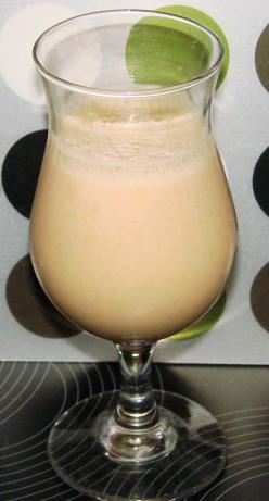 Applesauce Smoothie. Photo by Boomette