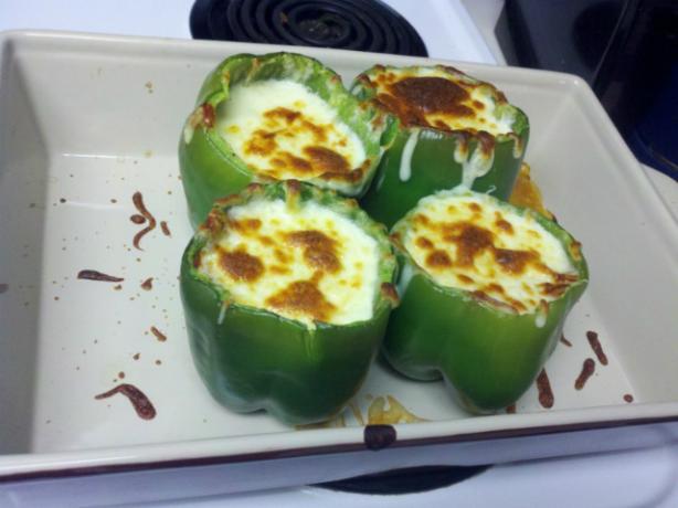 Low Carb Stuffed Bell Peppers. Photo by concepciona