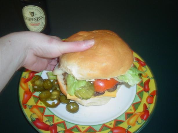 Big Soft Hamburger Buns. Photo by Linajjac