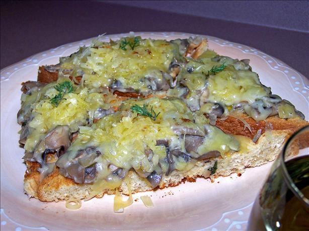 Mixed Wild Mushroom Saute on Toast Points (Rachael Ray). Photo by Rita~