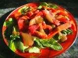 Spinach and Roasted Red Pepper Salad With Honey Balsamic Dressin