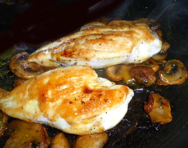 Mushroom Chicken With Honey Mustard. Photo by Bergy
