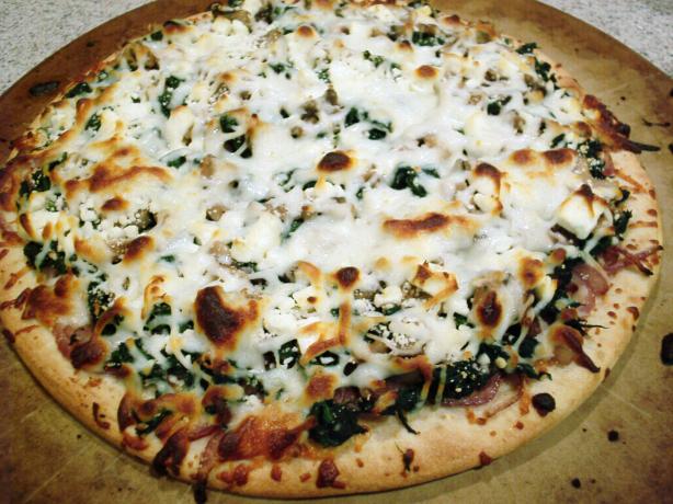 Healthy Greek Pizza. Photo by Kim127