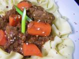 Asian Short Ribs With Carrots and Rice